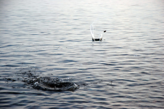 Skipping-Rocks