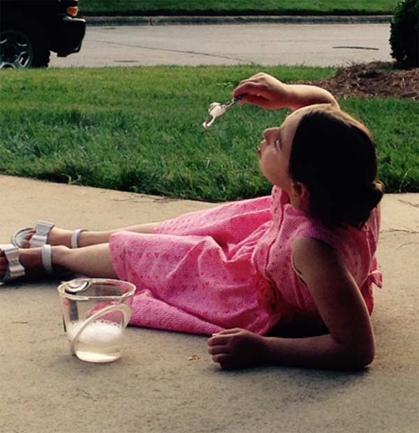 BlowingBubbles-sm